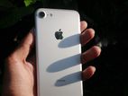 Apple iPhone 7 128GB (Used)