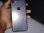 Apple iPhone 7 (Used)