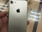 Apple iPhone 7 (Used)