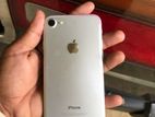 Apple iPhone 7 (Used)