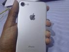 Apple iPhone 7 (Used)
