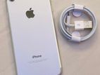 Apple iPhone 7 (Used)