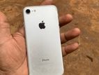 Apple iPhone 7 (Used)
