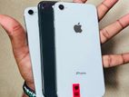 Apple iPhone 8 Gold (Used)