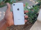 Apple iPhone 8 (Used)