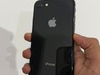 Apple iPhone 8 (Used)