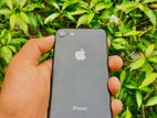 Apple iPhone 8 (Used)