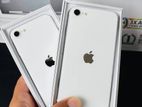 Apple iPhone SE 2 128GB f1 (Used)