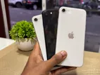 Apple iPhone SE 2 128GB (Refurbished)
