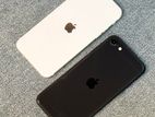 Apple iPhone SE 2 Black - White (Used)