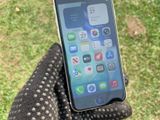 Apple iPhone SE 2 (Used)