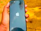 Apple iPhone SE 2 (Used)