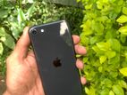 Apple iPhone SE 2 (Used)