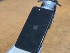 Apple iPhone SE 2 (Used)
