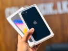 Apple iPhone SE 3 64GB (Black) (Used)