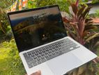 Apple Mac Book Pro M1 2020 256GB HDD