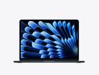 Apple MacBook Air 13 inch M5