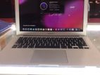 APPLE MACBOOK AIR 13INCH LAPTOP