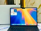 APPLE MACBOOK AIR 2022 M2 CHIP 8GB RAM 512GB NVME 13 INCH DISPLAY