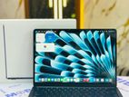 APPLE MACBOOK AIR 2022 M2 CHIP 8GB RAM 512GB NVME 13 INCH