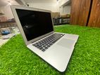 Apple Macbook Air Core i5 2015 4GB 120GB SSD Laptop