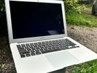 Apple Macbook Air