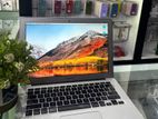 Apple Macbook Air