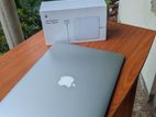 Apple Macbook Air