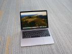 Apple Macbook Air