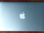 Apple MacBook Air Intel Core i5+Trust GXT 108 Rava gaming mouse