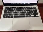 Apple MacBook Air M1 (2020) – 8GB RAM / 256GB SSD