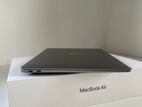 Apple MacBook Air M1 (2020)