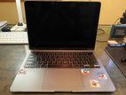 Apple MacBook Air M1 (8GB / 256GB SSD)