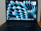 Apple MacBook Air M2 13”