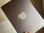 Apple MacBook Air M2 2022