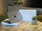 Apple MacBook Air M2 8/256GB ( 15 inch )
