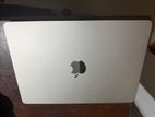 Apple MacBook Air M2 8 Core Pros, 16GB RAM, 256GB