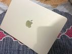 Apple MacBook Air M2
