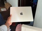 Apple MacBook Air M4 2025