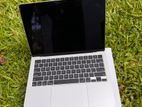 Apple MacBook Air M4