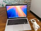 Apple MacBook i5 8GB 512GB 13”