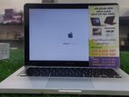 Apple Macbook i5