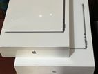 Apple MacBook M 2 (New)