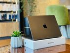 Apple MacBook (M3 Pro chip) 18GB / 512GB
