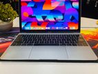 Apple Macbook Pro 2017 i7 16GB 512GB