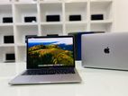 Apple MacBook Pro 2017 + i7 16GB RAM / 256GB SSD (BRAND-NEW). CONDITON