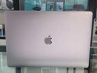 Apple Macbook Pro 2018 15" i9 16GB 512GB (A1990)