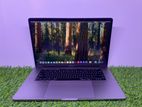Apple MacBook Pro 2019 i7 16GB RAM 512GB SSD 4GB Graphics 15inch display