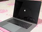 Apple MacBook Pro