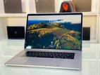 Apple MacBook Pro i9 + 64GB RAM / 512GB SSD
